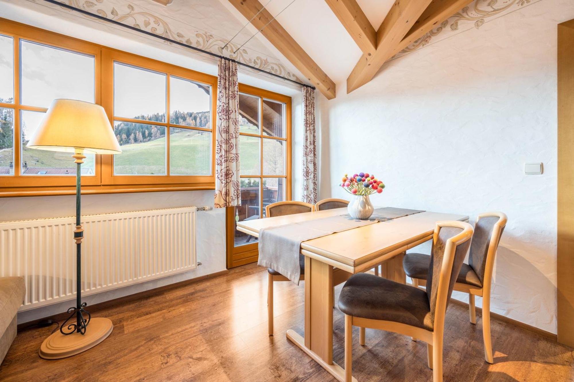 Apartamento Haus Zur Vogelweide App 6 Dobbiaco Exterior foto